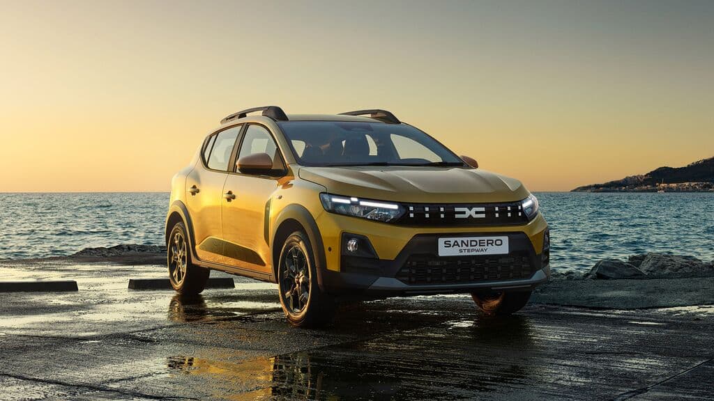 Dacia Sandero Stepway 2025 ferdehátú